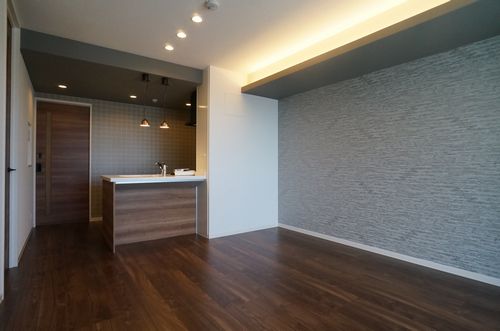 Ｊ．Ｄ．Ｌｕｍｉｎｅａｒｔｈ 206号-4