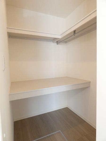 Ｍｕｇｕｅｔ 302号-5