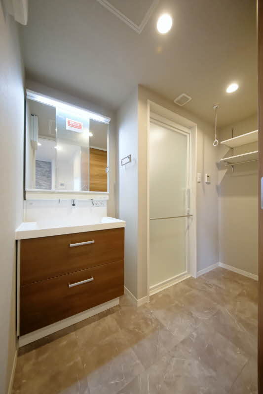 グレースマジック 302号-8