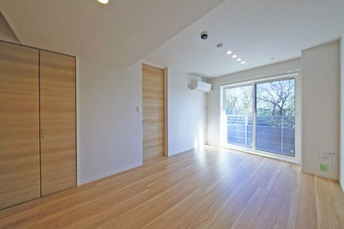 ラッキーエイト1号館 201号-2