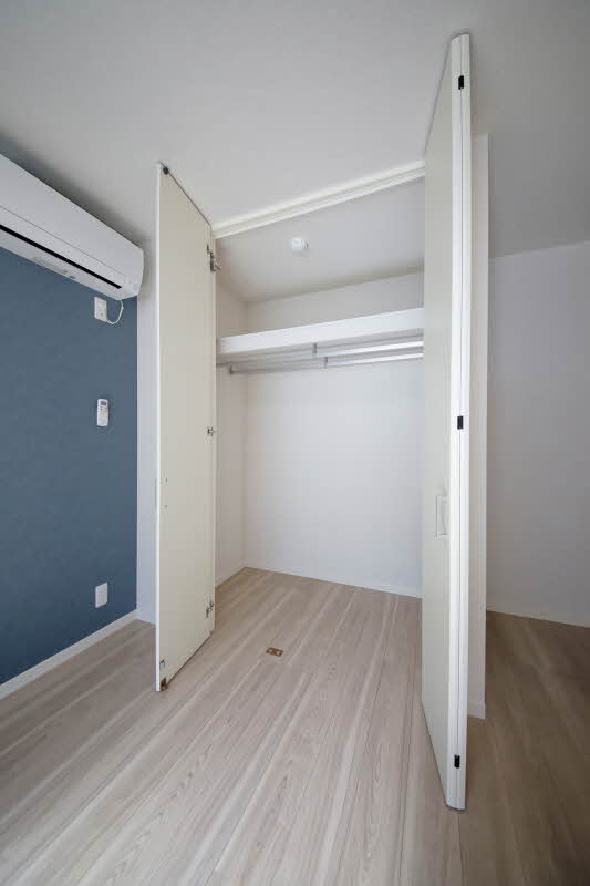 ル　リアン 302号-6