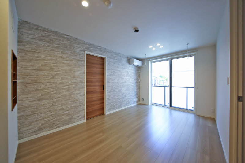 クレスティーク 105号-2