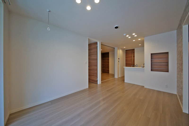 クレスティーク 105号-4