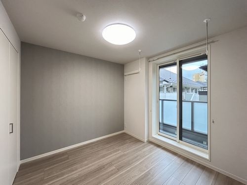 ヴィア・ソーレ 203号-5