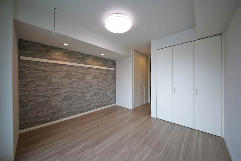 ラ　プラス　リュミエール 203号-2