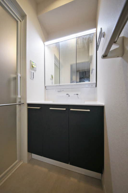 ラ　プラス　リュミエール 302号-8