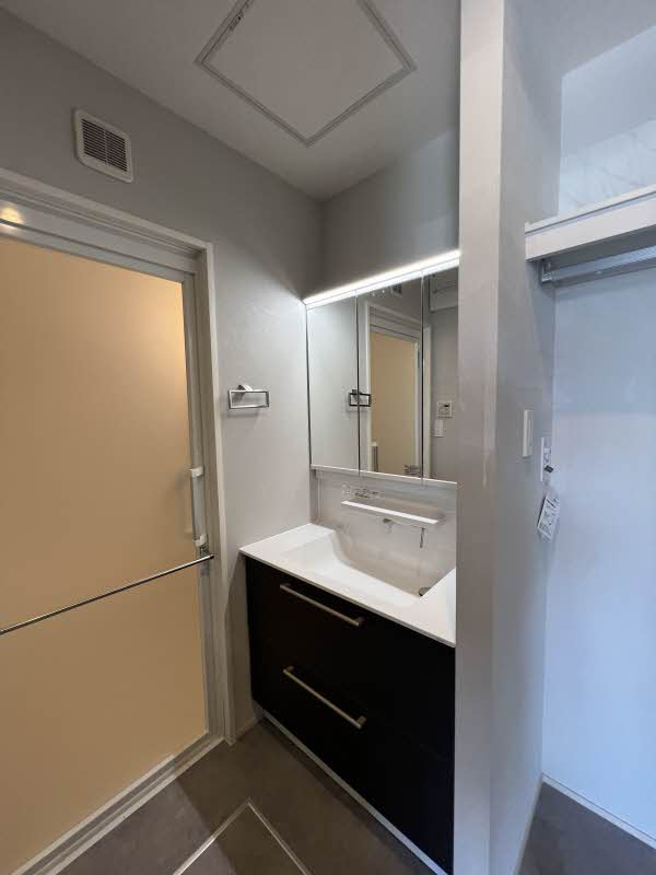 セレナヴィラ 102号-7