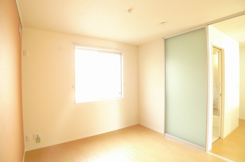 メゾンヨコマチ 102号-6