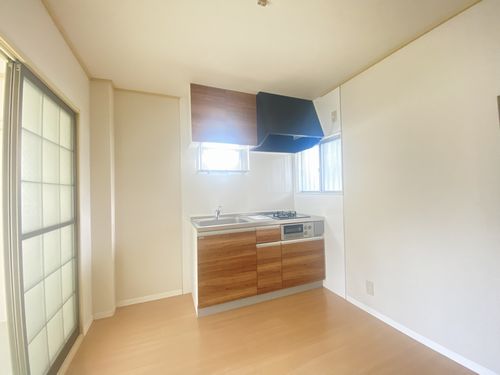 メゾン西原 102号-7