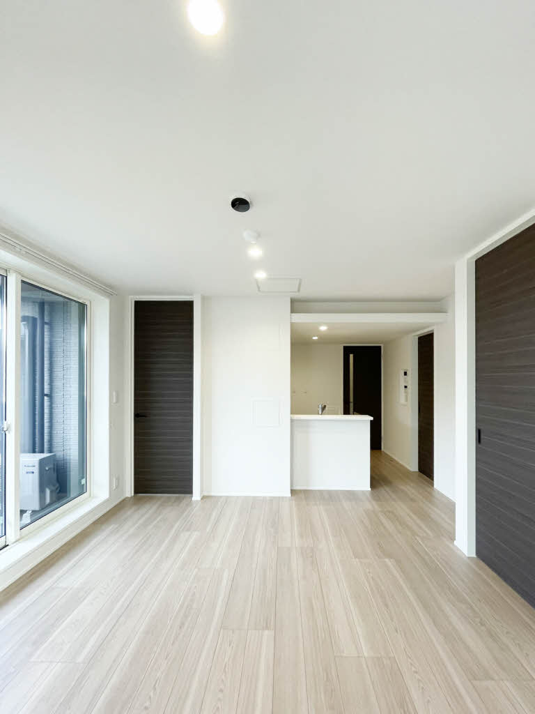 ラ　グリシーヌⅢ 203号-8