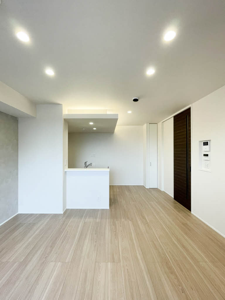 ラ　グリシーヌⅢ 205号-2