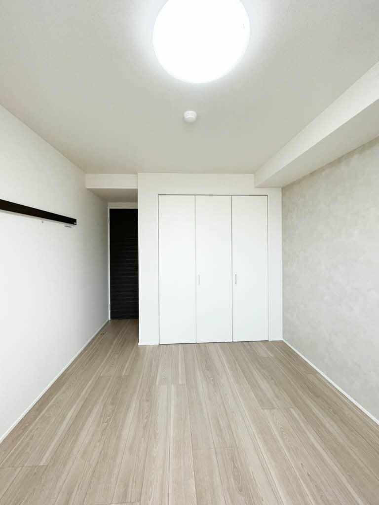 ラ　グリシーヌⅢ 205号-4