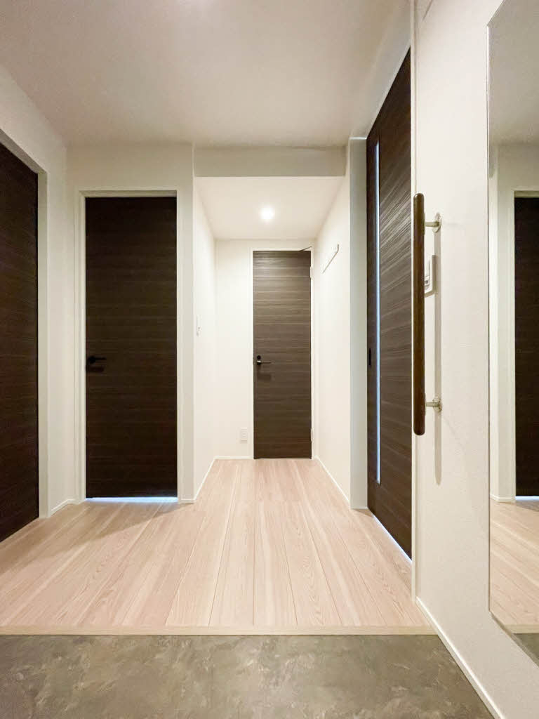 ラ　グリシーヌⅢ 205号-8