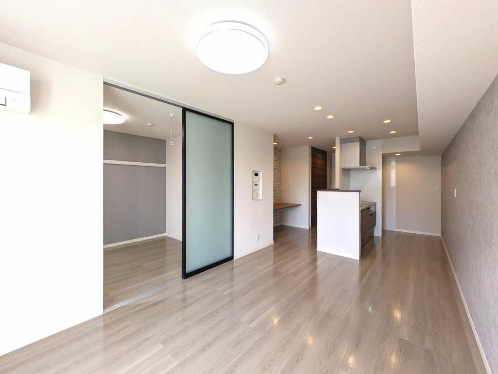 イーストヴィラ 102号-2