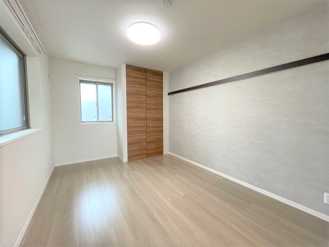 クオレール佐和 301号-4