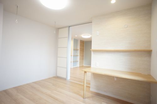 ソレイユ三の丸 301号-5