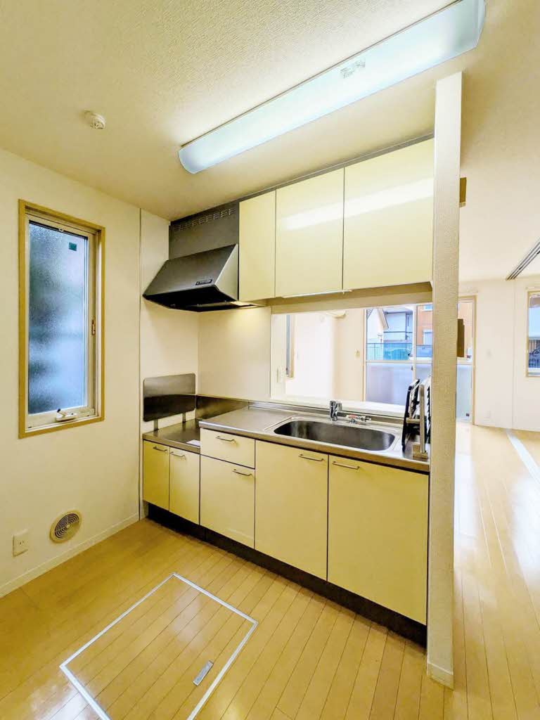 ｃｏｎｆｏｒｔ　Ｂ 102号-4