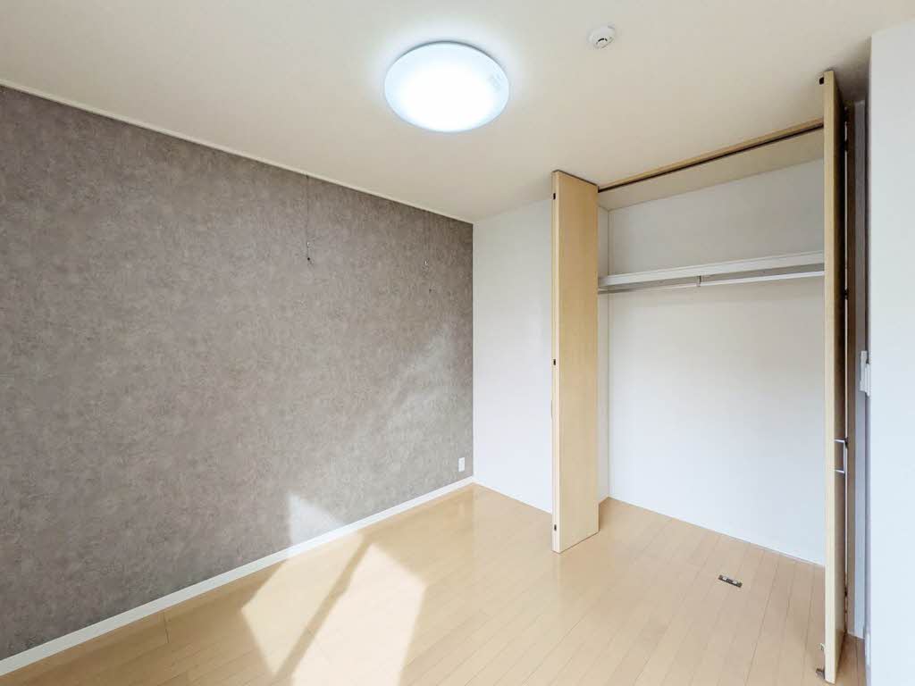 ｃｏｎｆｏｒｔ　Ｂ 102号-5