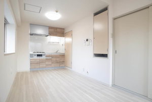 サニ－コ－トスズキ 401号-5