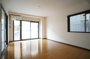 プリムロ－ズ大島 101号-4