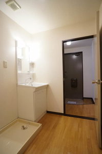 プリムロ－ズ大島 101号-9