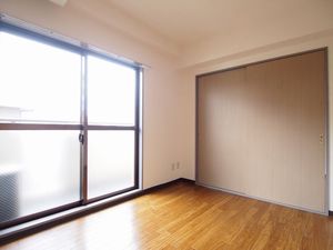 ファミ－ル中幸 306号-3