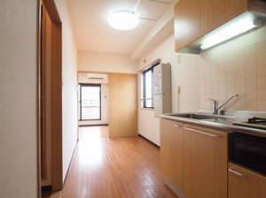 コ-ト・モスティ- 306号-6