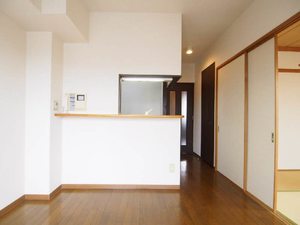 ヴェル・ドミール中幸 317号-3