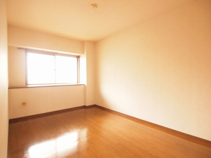 メイプルリーフ中溝 205号-8