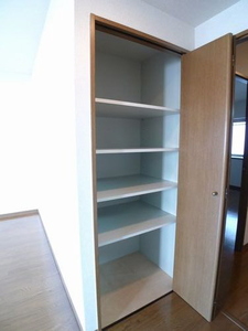 メイプルリーフ中溝 602号-5