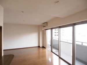 メイプルリーフ中溝 605号-4