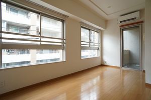 TIERRA COURT 303号-2