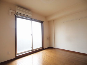 MINE COURT 302号-4