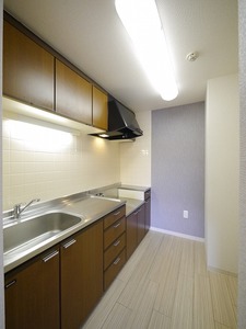 グリ－ンコート江原 203号-5