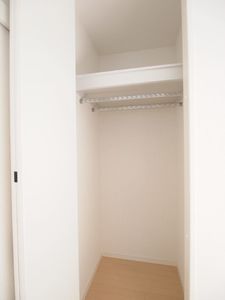 グランディール神宮前 202号-4