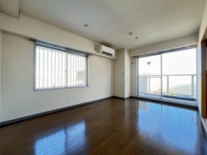 アゼリアハイム高松 503号-2