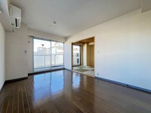 アゼリアハイム高松 503号-3