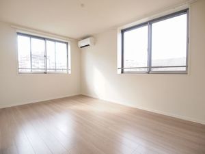 ＦＩＶＥ南大井 301号-4