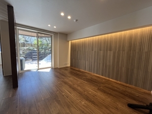 ＡＢＩＴＩ　ＬＵＸ用賀 105号-2