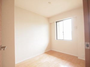 プライムメゾン武蔵野の杜 302号-4