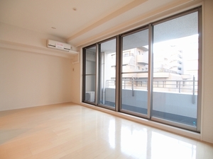 エスティメゾン笹塚 604号-3