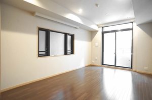 エスティメゾン銀座 201号-3