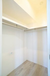 エスティメゾン銀座 707号-5