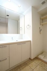 エスティメゾン銀座 707号-10