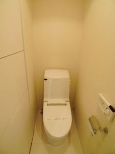 エスティメゾン三軒茶屋Ⅱ 208号-3