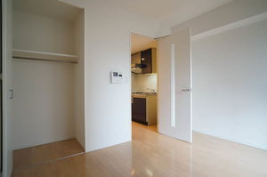 エスティメゾン錦糸町 203号-4