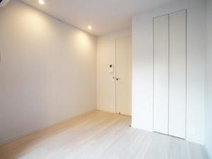 プライムメゾン初台 704号-3