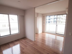 プライムメゾン市谷山伏町 702号-2