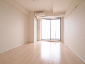 シャーメゾンステージ日野 203号-2