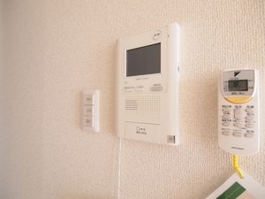 シャーメゾンステージ日野 203号-4